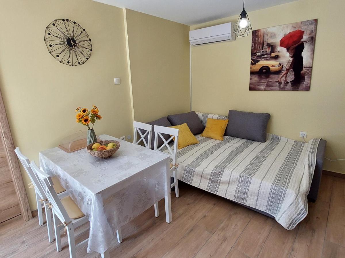 Mexicana Apartment Yellow ซาดาร์ ภายนอก รูปภาพ